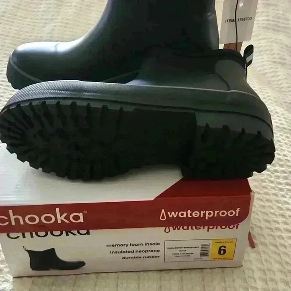 Chooka Women's Waterproof Rain Boot - Picture 8 of 8